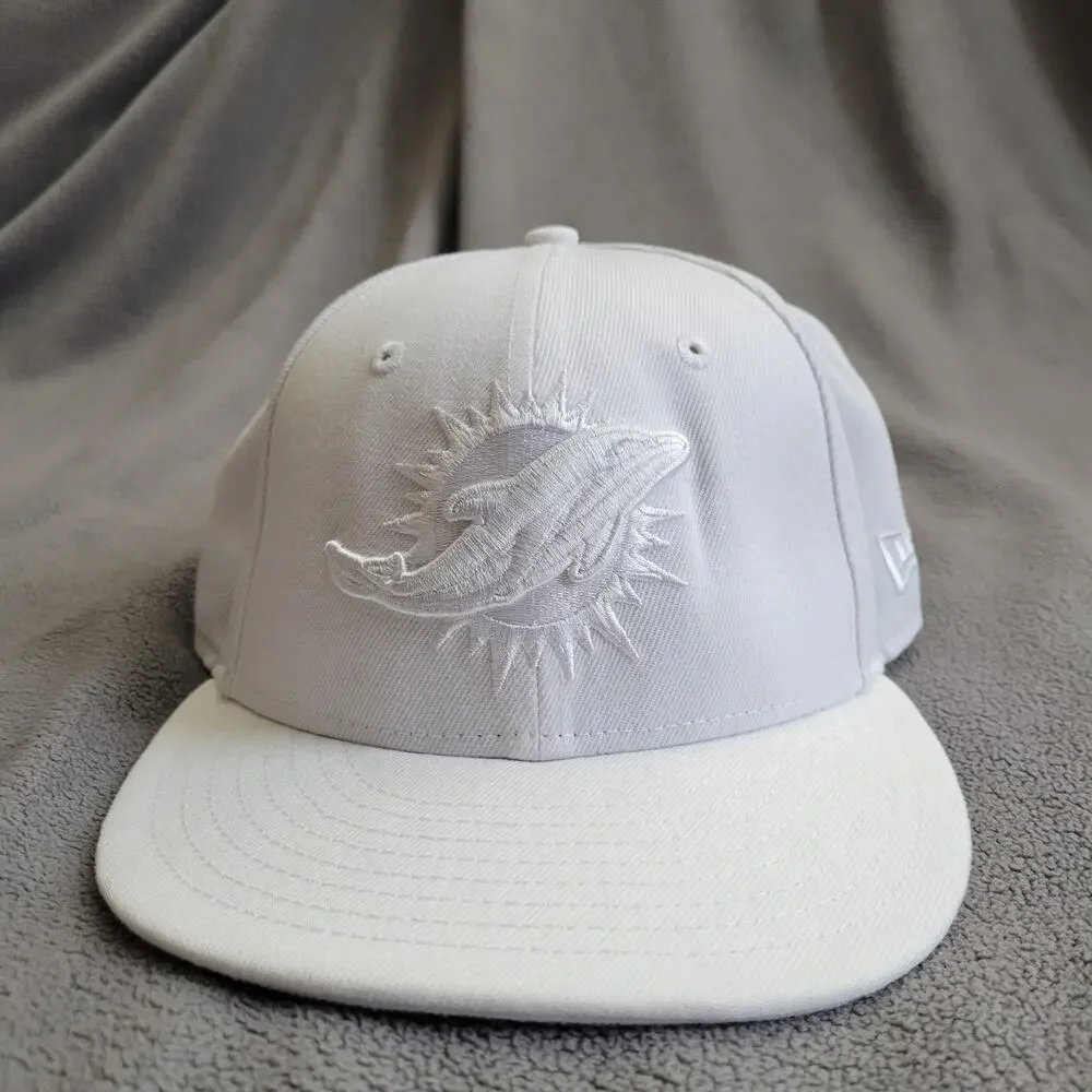 MIAMI DOLPHINS Hat Cap White Fitted One Size 7 5 Embroidered NFL Official